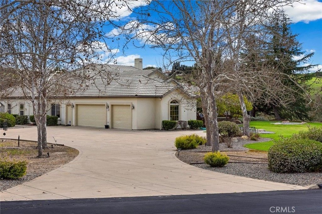 1990 Calle Los Charros, Templeton, CA 93465 Main Photo