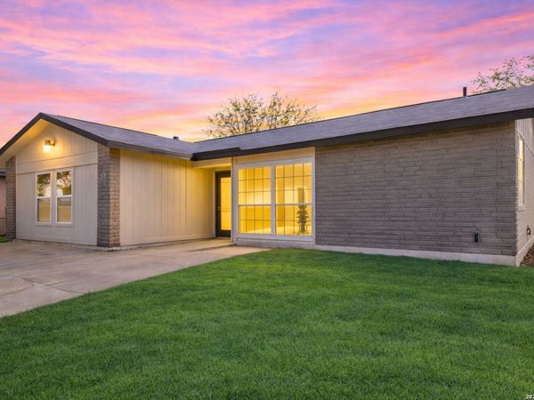 9006 Bowline, San Antonio, TX 78242