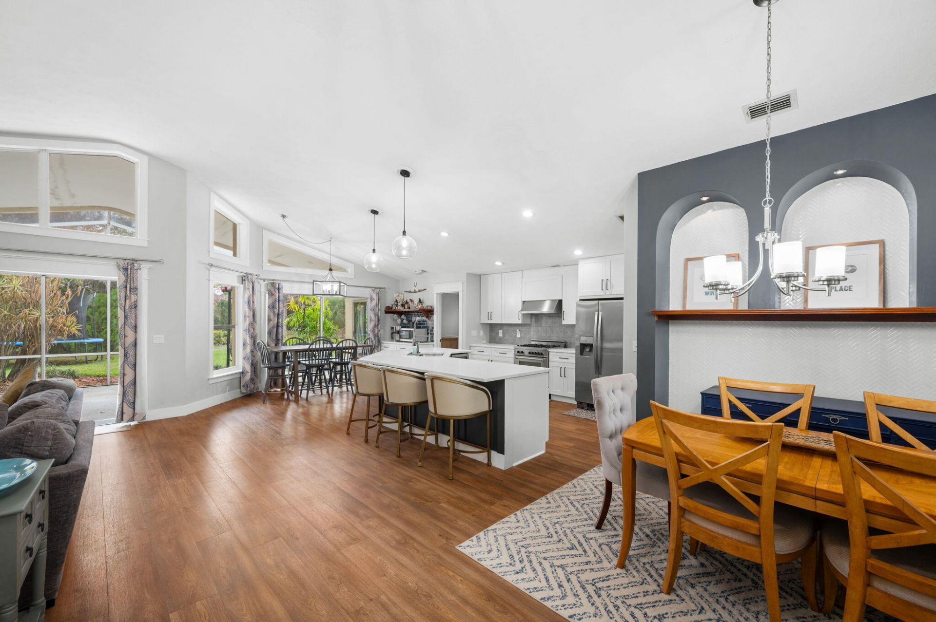 407 SW Locust Cove, Port Saint Lucie, FL 34986 Photo