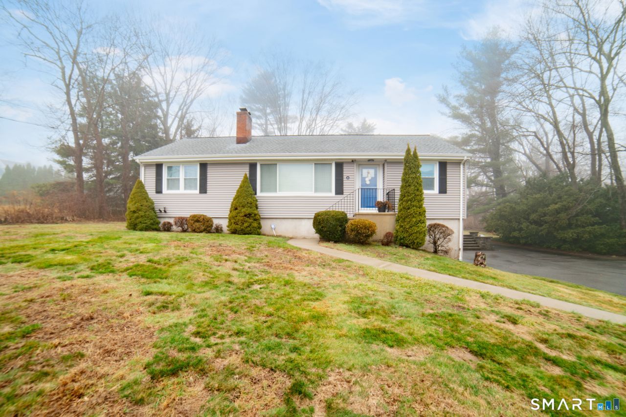 11 Whalley, Trumbull, CT 06611 Main Photo