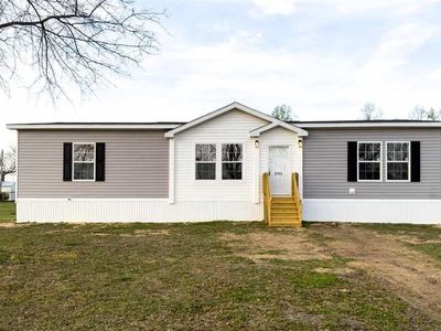 2111 Poor Farm Rd., Effingham, SC 29541