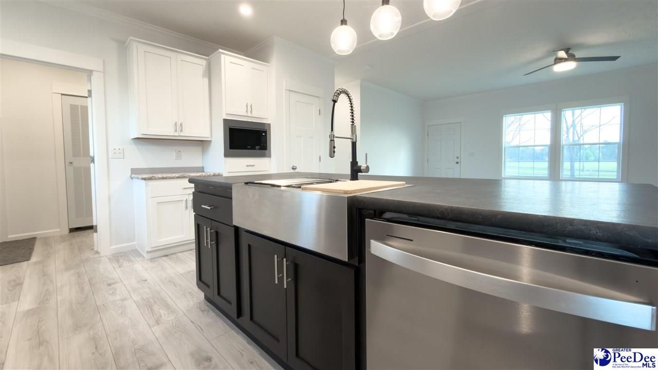 2111 Poor Farm Rd. Photo 10