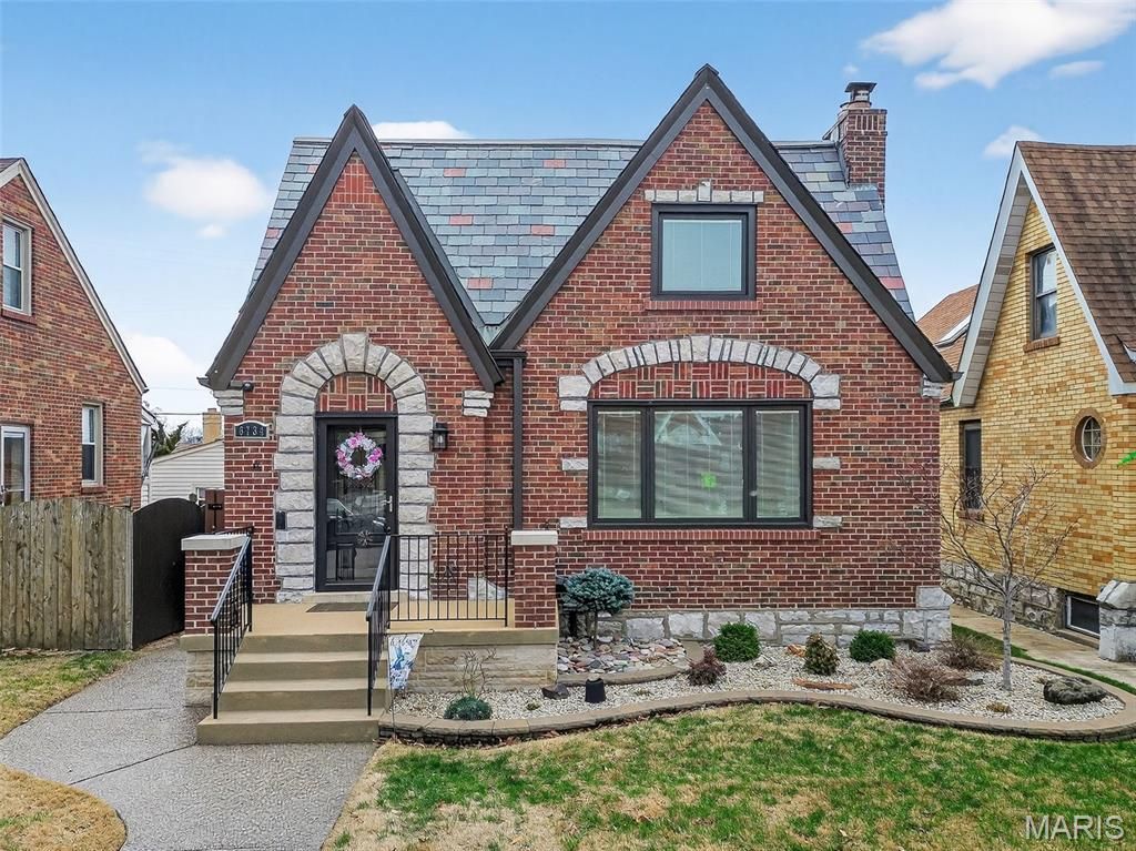 6734 Plainview Avenue, Saint Louis, MO 63109 Main Photo