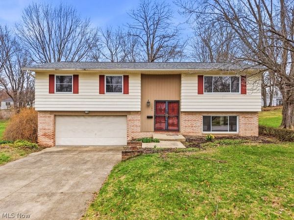 1285 Gale Drive, Kent, OH 44240