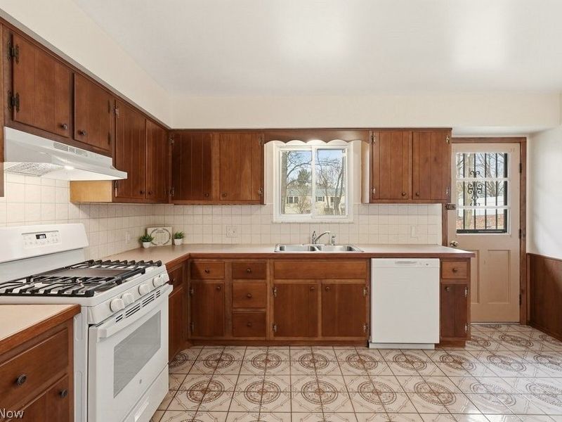 1285 Gale Drive, Kent, OH 44240 Photo 18