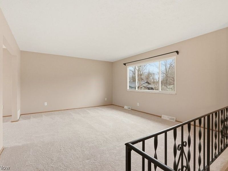 1285 Gale Drive, Kent, OH 44240 Photo 4