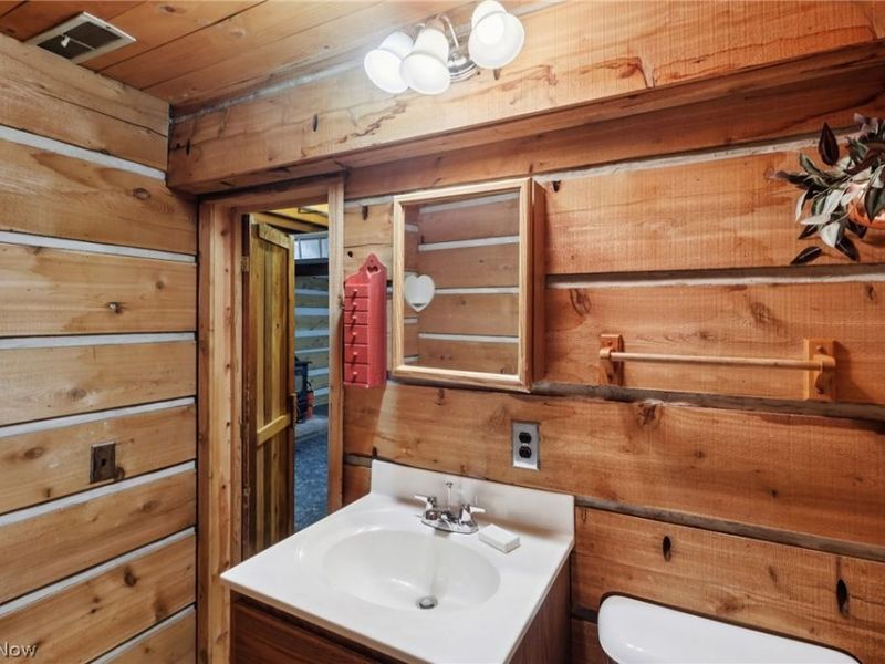 11981 Clay Street, Huntsburg, OH 44046 Photo 38