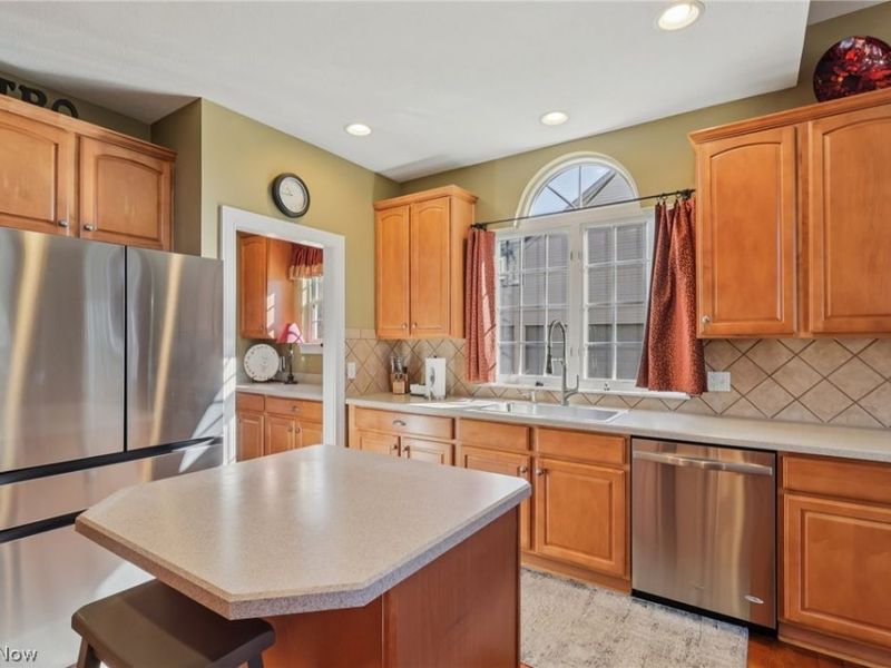 36301 Montrose Way, Avon, OH 44011 Photo 12