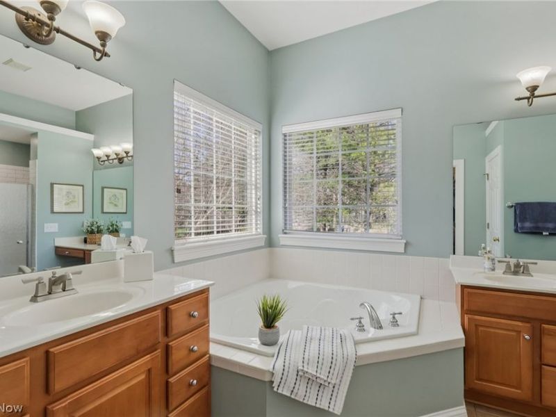 36301 Montrose Way, Avon, OH 44011 Photo 21