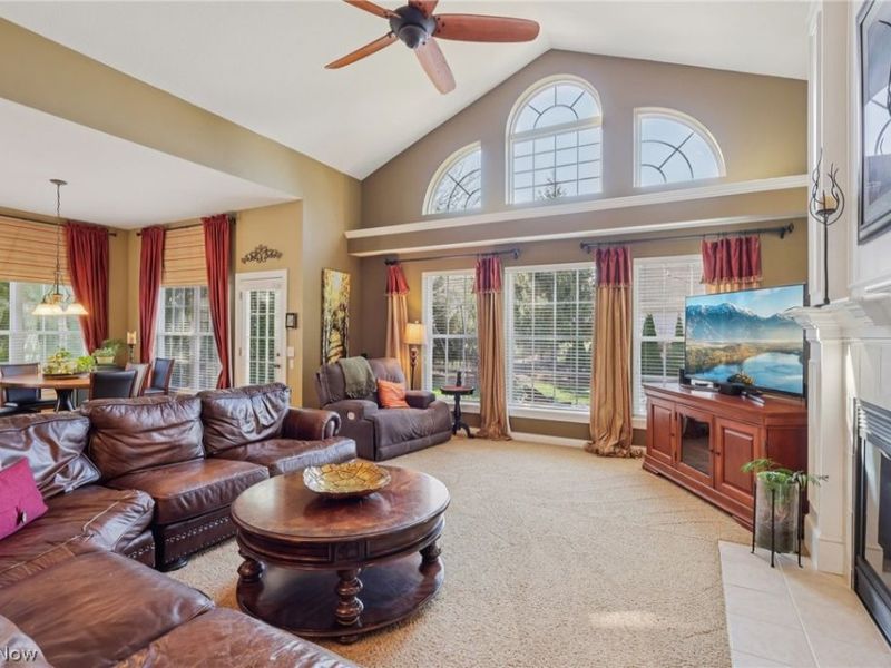 36301 Montrose Way, Avon, OH 44011 Photo 4