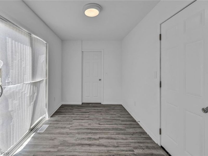 15800 Northwood Avenue , Maple Heights, OH 44137 Photo 14