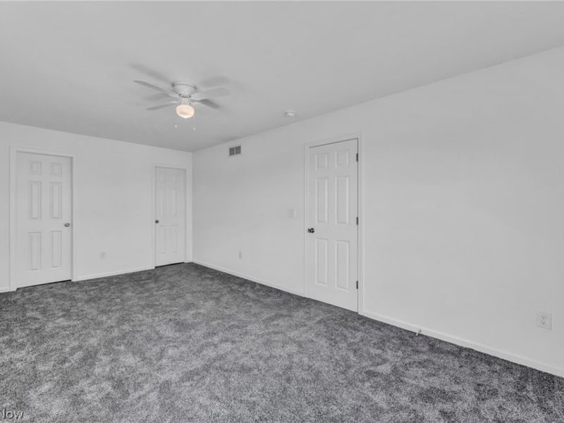 15800 Northwood Avenue , Maple Heights, OH 44137 Photo 17