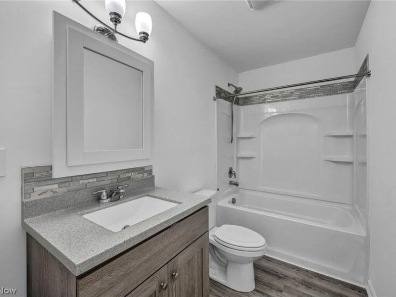 15800 Northwood Avenue , Maple Heights, OH 44137 Photo 28