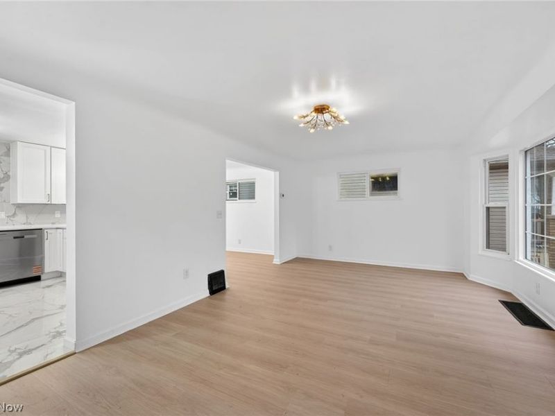 3377 W 131st Street, Cleveland, OH 44111 Photo 10