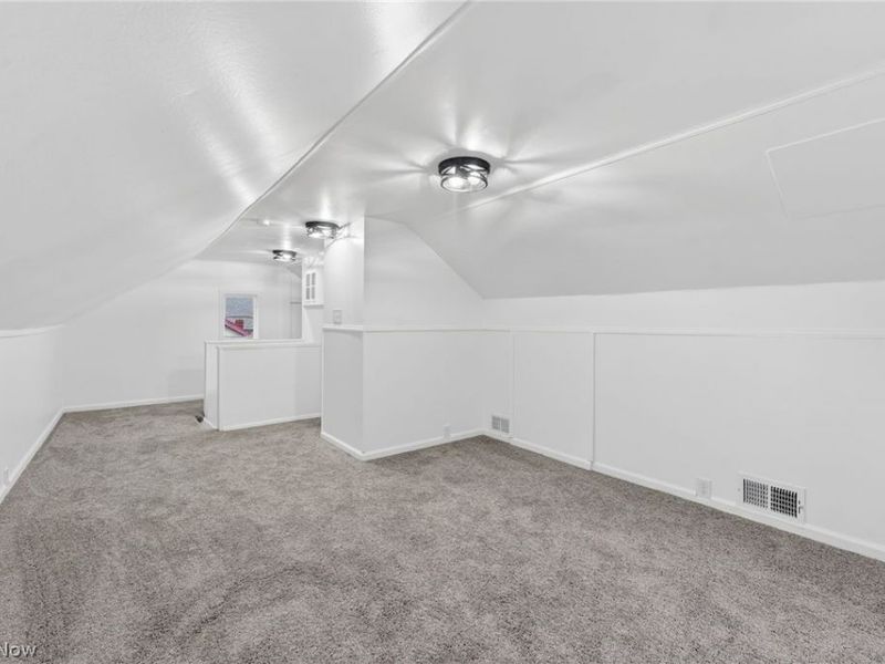 3377 W 131st Street, Cleveland, OH 44111 Photo 14