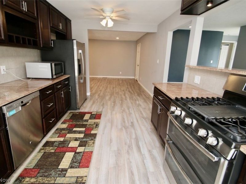 14766 Boston Road, Strongsville, OH 44136 Photo 9