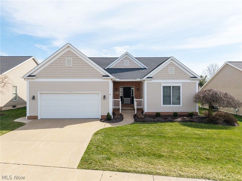 1045 Ashley Taylor Court, Wadsworth, OH 44281 Photo 1