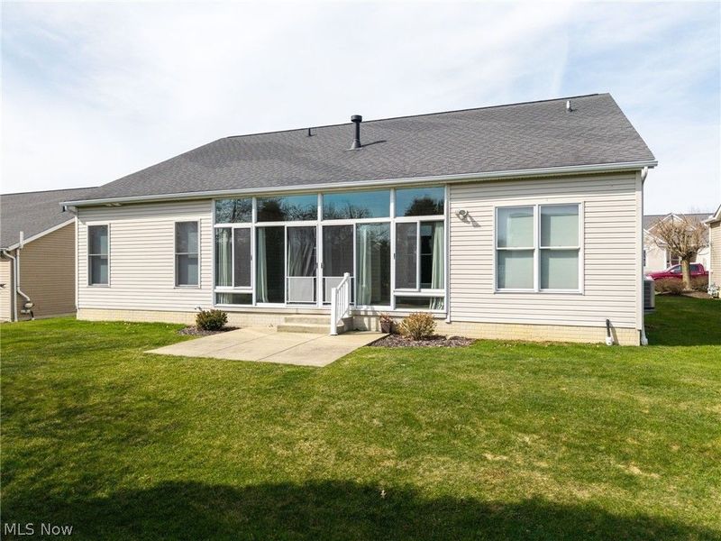 1045 Ashley Taylor Court, Wadsworth, OH 44281 Photo 3