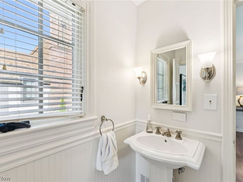 21891 Avalon Drive, Rocky River, OH 44116 Photo 28