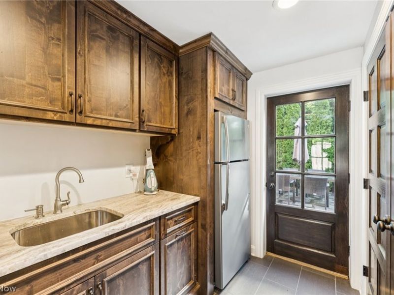 21891 Avalon Drive, Rocky River, OH 44116 Photo 39