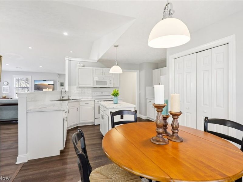 205 Bridgewater Lane, Chardon, OH 44024 Photo 18