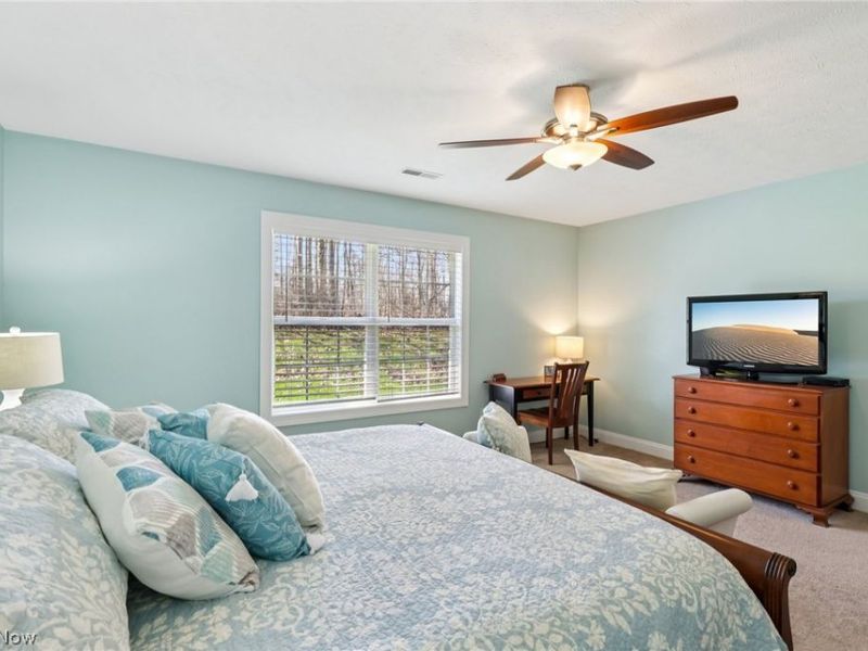 205 Bridgewater Lane, Chardon, OH 44024 Photo 23