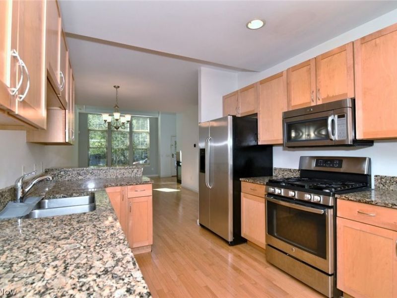 3215 Euclid Heights Boulevard, Cleveland Heights, OH 44118 Photo 12