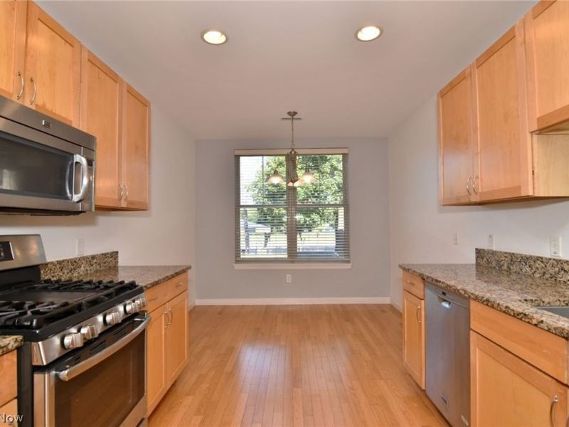3215 Euclid Heights Boulevard, Cleveland Heights, OH 44118 Photo 13