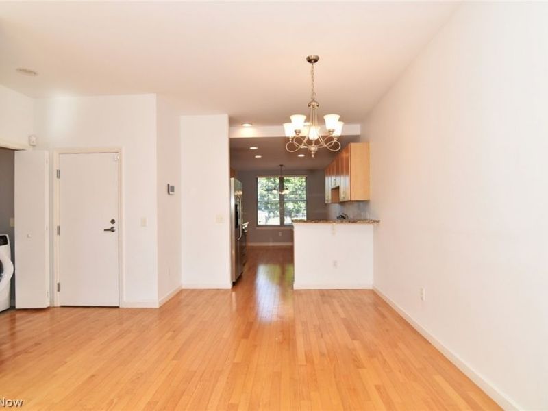 3215 Euclid Heights Boulevard, Cleveland Heights, OH 44118 Photo 9