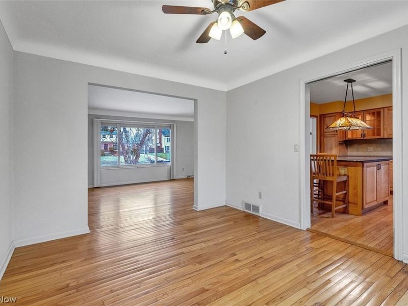 2990 Hampton Road, Cleveland, OH 44120 Photo 10