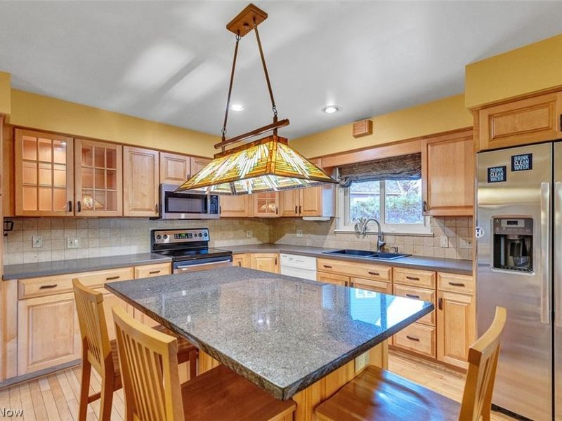 2990 Hampton Road, Cleveland, OH 44120 Photo 13