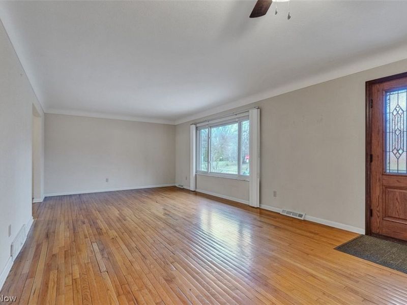 2990 Hampton Road, Cleveland, OH 44120 Photo 7