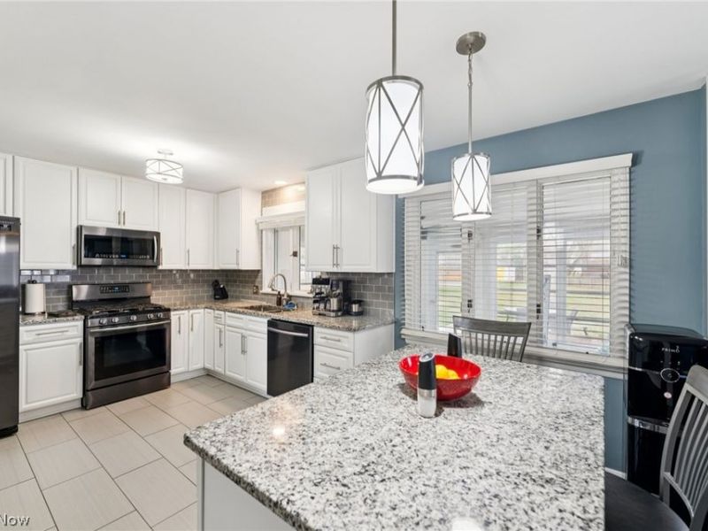 178 Benson Road, Fairlawn, OH 44333 Photo 8