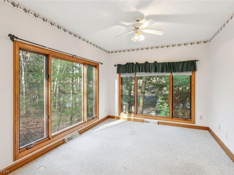 2800 Valley Road, Cuyahoga Falls, OH 44223 Photo 18