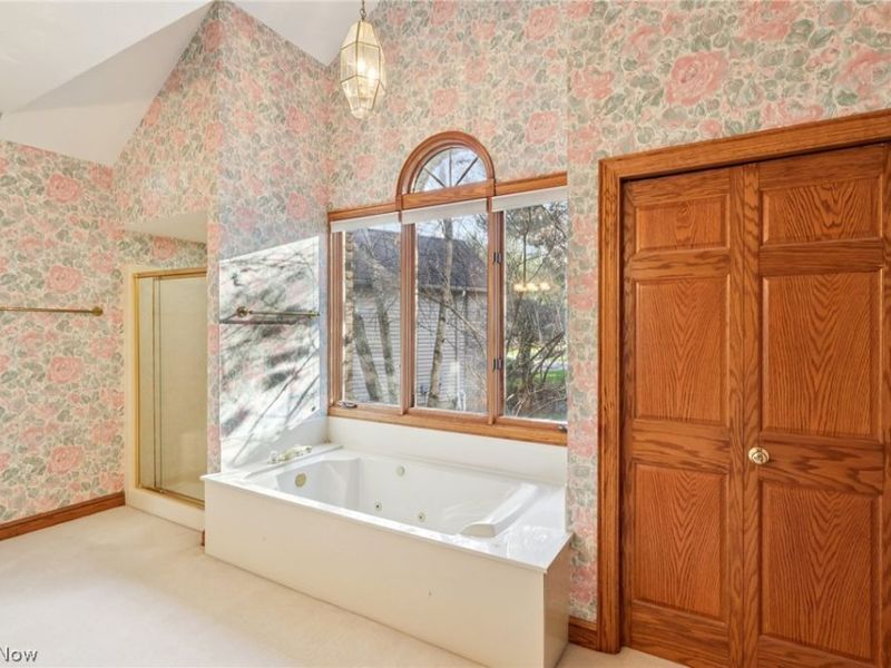 2800 Valley Road, Cuyahoga Falls, OH 44223 Photo 27