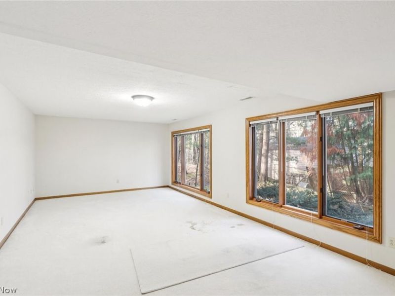 2800 Valley Road, Cuyahoga Falls, OH 44223 Photo 38