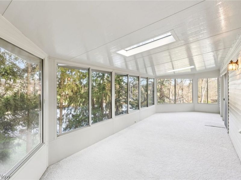 2800 Valley Road, Cuyahoga Falls, OH 44223 Photo 8