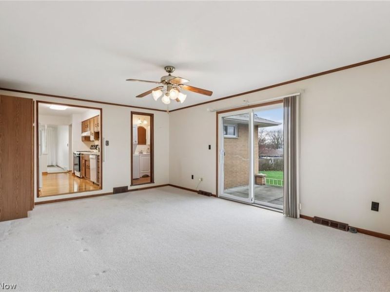 1608 Jacqueline Drive, Parma, OH 44134 Photo 12