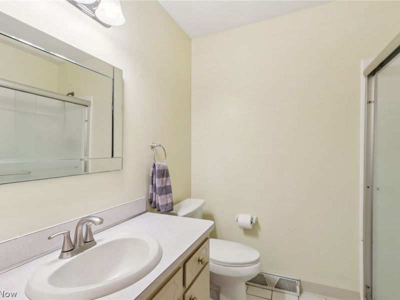 1608 Jacqueline Drive, Parma, OH 44134 Photo 22