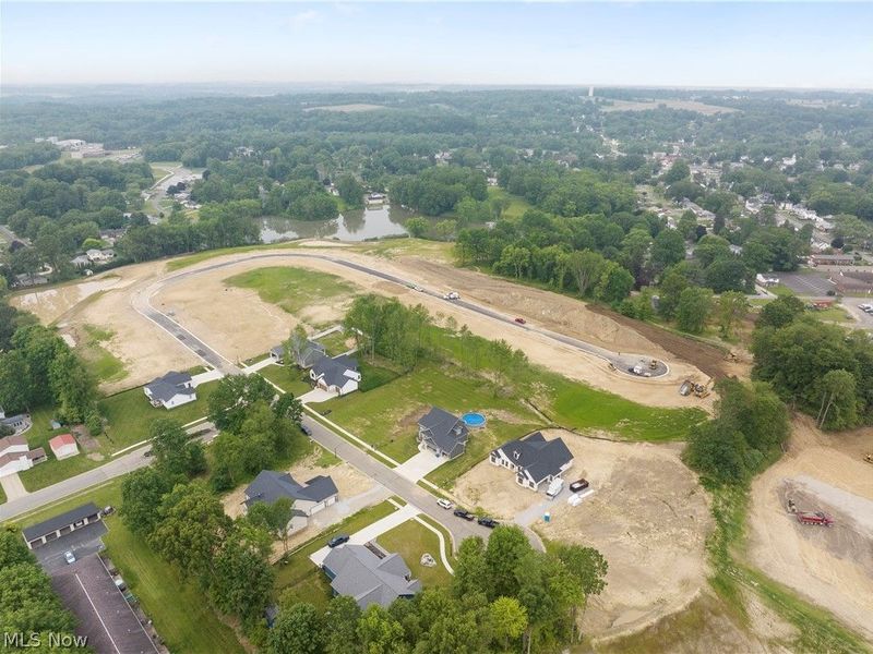 537 E Lakewood Drive, Canal Fulton, OH 44614 Photo 12