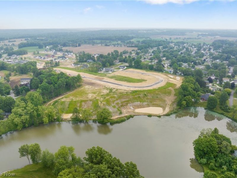 537 E Lakewood Drive, Canal Fulton, OH 44614 Photo 14