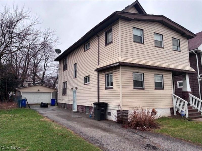 13414 Kelso Avenue, Cleveland, OH 44110 Photo 2