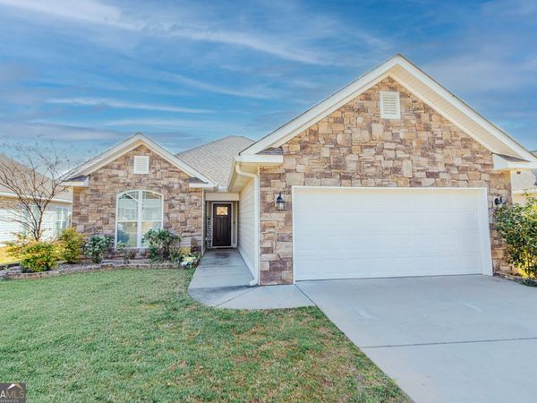 124 Hawks Ridge Trace, Byron, GA 31008