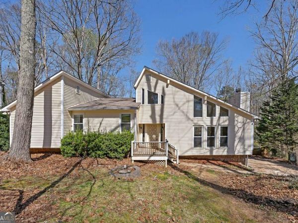 1146 Rolling Green Drive, Acworth, GA 30102