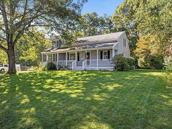 14 Hoover Rd, Northborough, MA 01532
