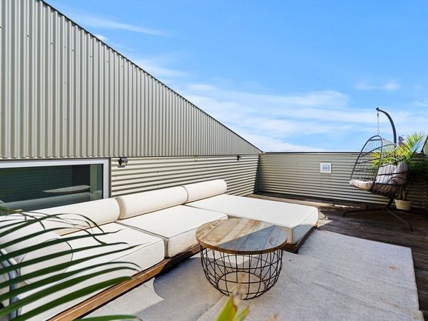 141 Dorchester Ave, Unit 910, Boston, MA 02127