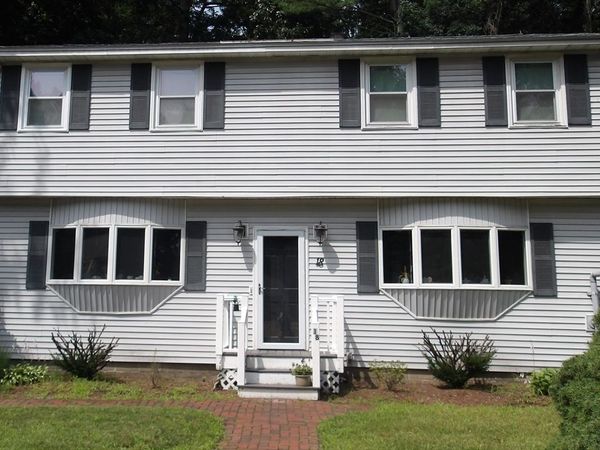 18 Knollwood Rd, Tewksbury, MA 01876