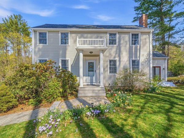 38 Groton Rd, Westford, MA 01886