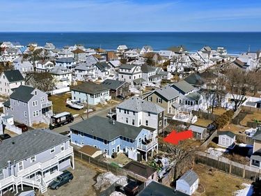 48a ???b??? Street, Hull, MA 02045