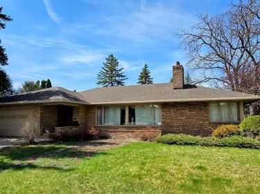 910 3rd Avenue SW, Pipestone, MN 56164